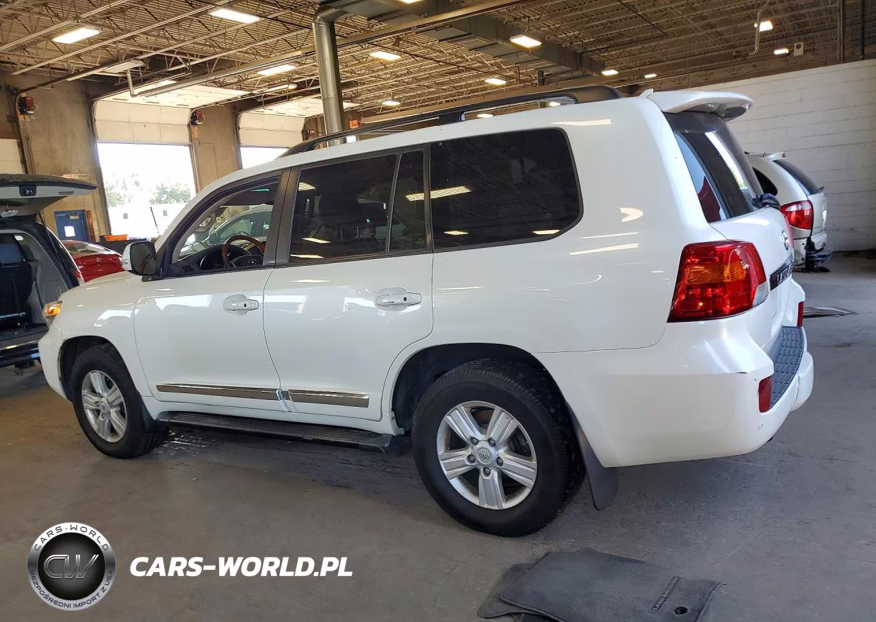 2014 Toyota Land Cruiser Base VIN:JTMHY7AJ2E4027874 - 2