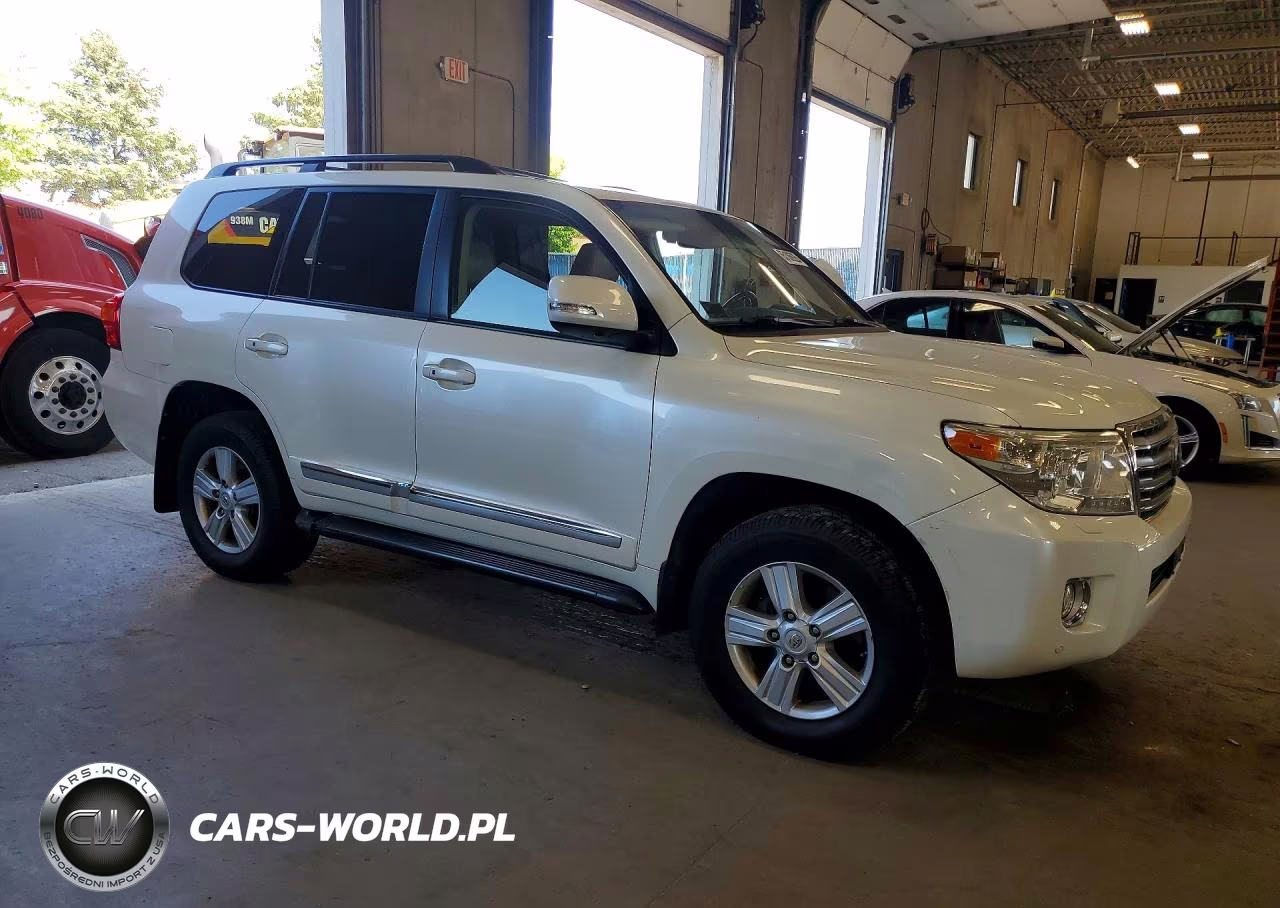 2014 Toyota Land Cruiser Base VIN:JTMHY7AJ2E4027874 - 4