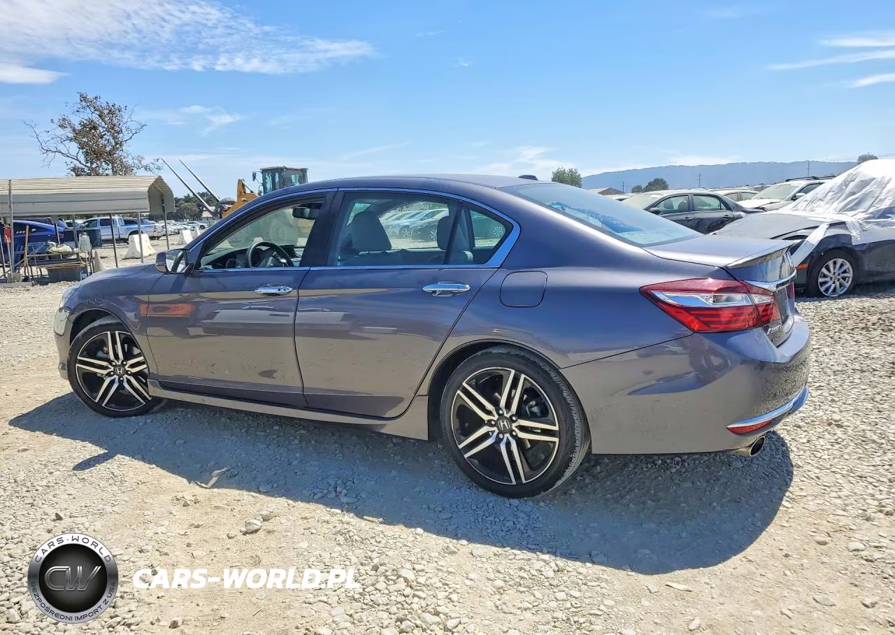 2017 Honda Accord Touring VIN:1HGCR3F99HA004405 - 2