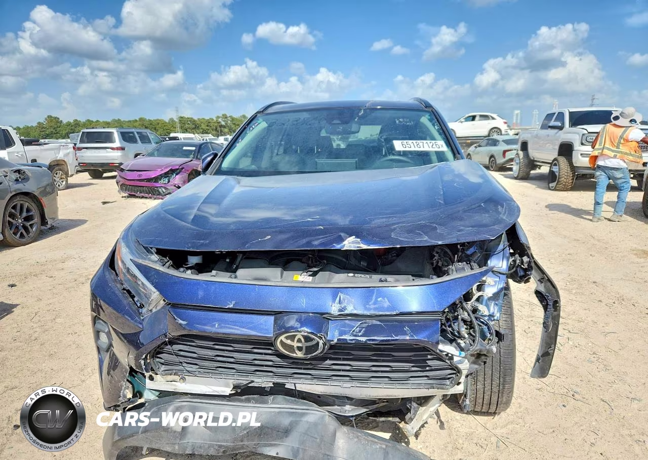 2024 Toyota Rav4 Xle Premium VIN:2T3C1RFV8RW302985 - 5