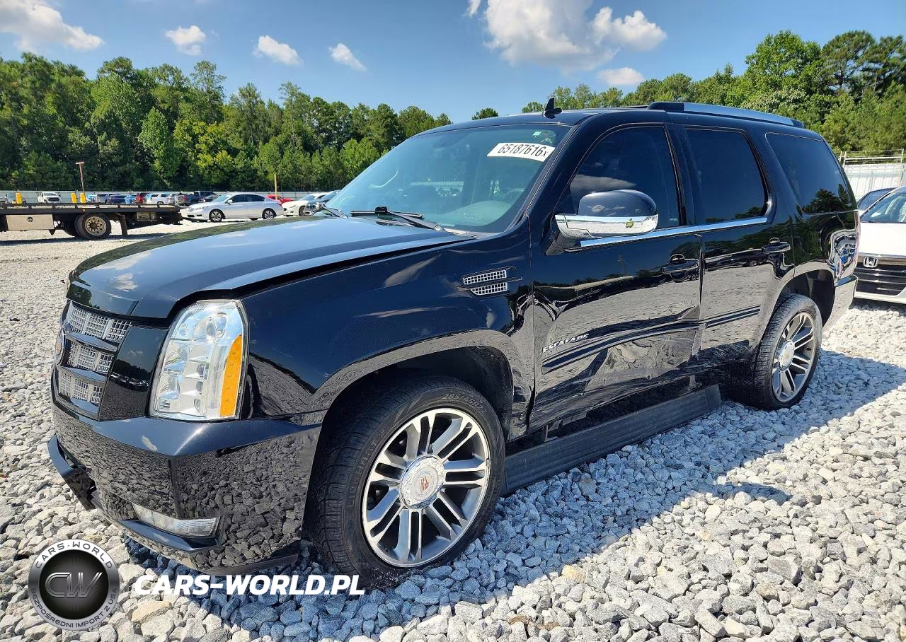 2013 Cadillac Escalade Premium