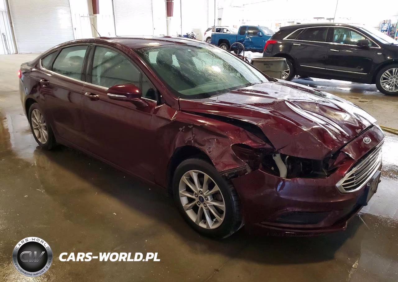 2017 Ford Fusion Se VIN:3FA6P0H77HR204979 - 4