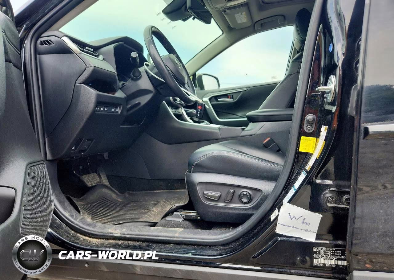2020 Toyota Rav4 Limited VIN:JTMDWRFV8LD536943 - 13