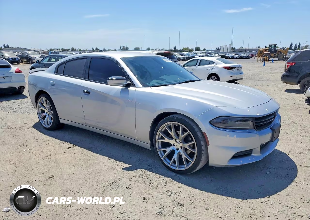 2019 Dodge Charger Sxt VIN:2C3CDXBG8KH754643 - 4