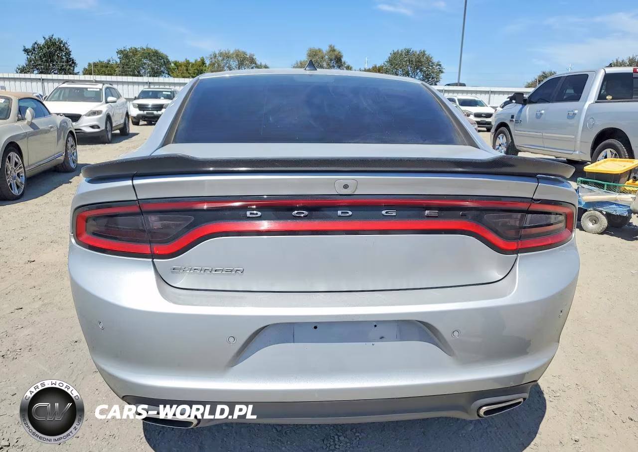 2019 Dodge Charger Sxt VIN:2C3CDXBG8KH754643 - 6
