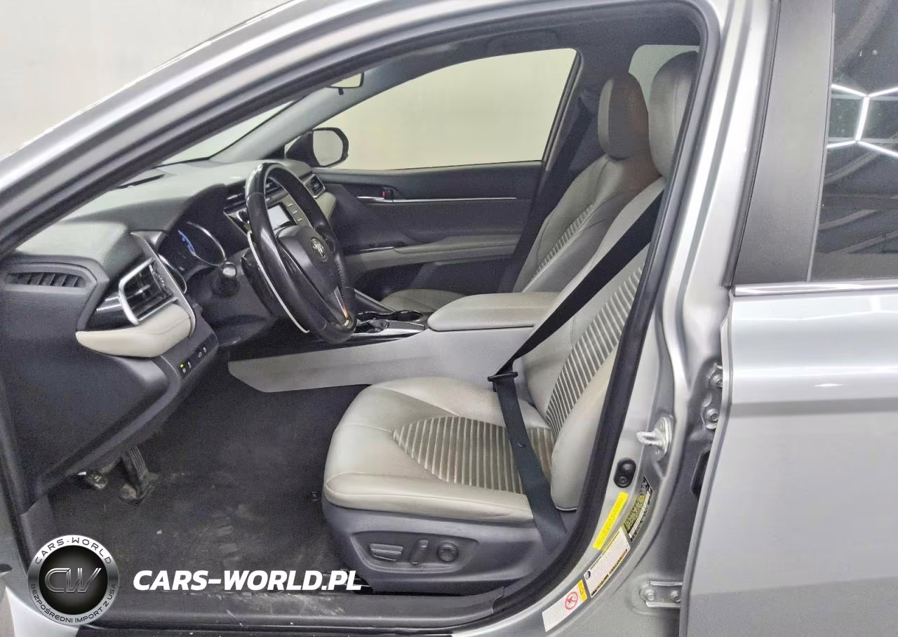 2018 Toyota Camry Se VIN:JTNB11HK2J3030646 - 7