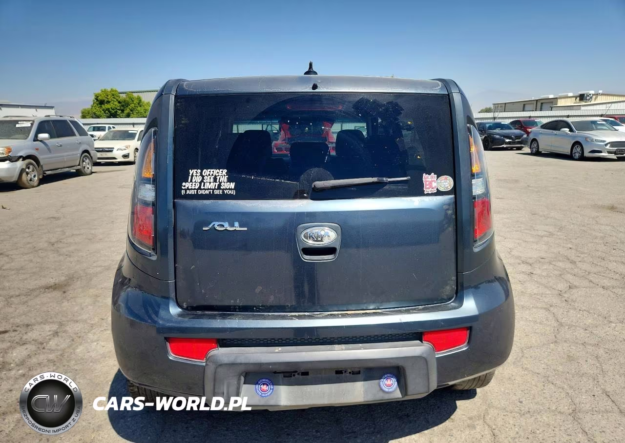 2011 Kia Soul + VIN:KNDJT2A20B7271366 - 6