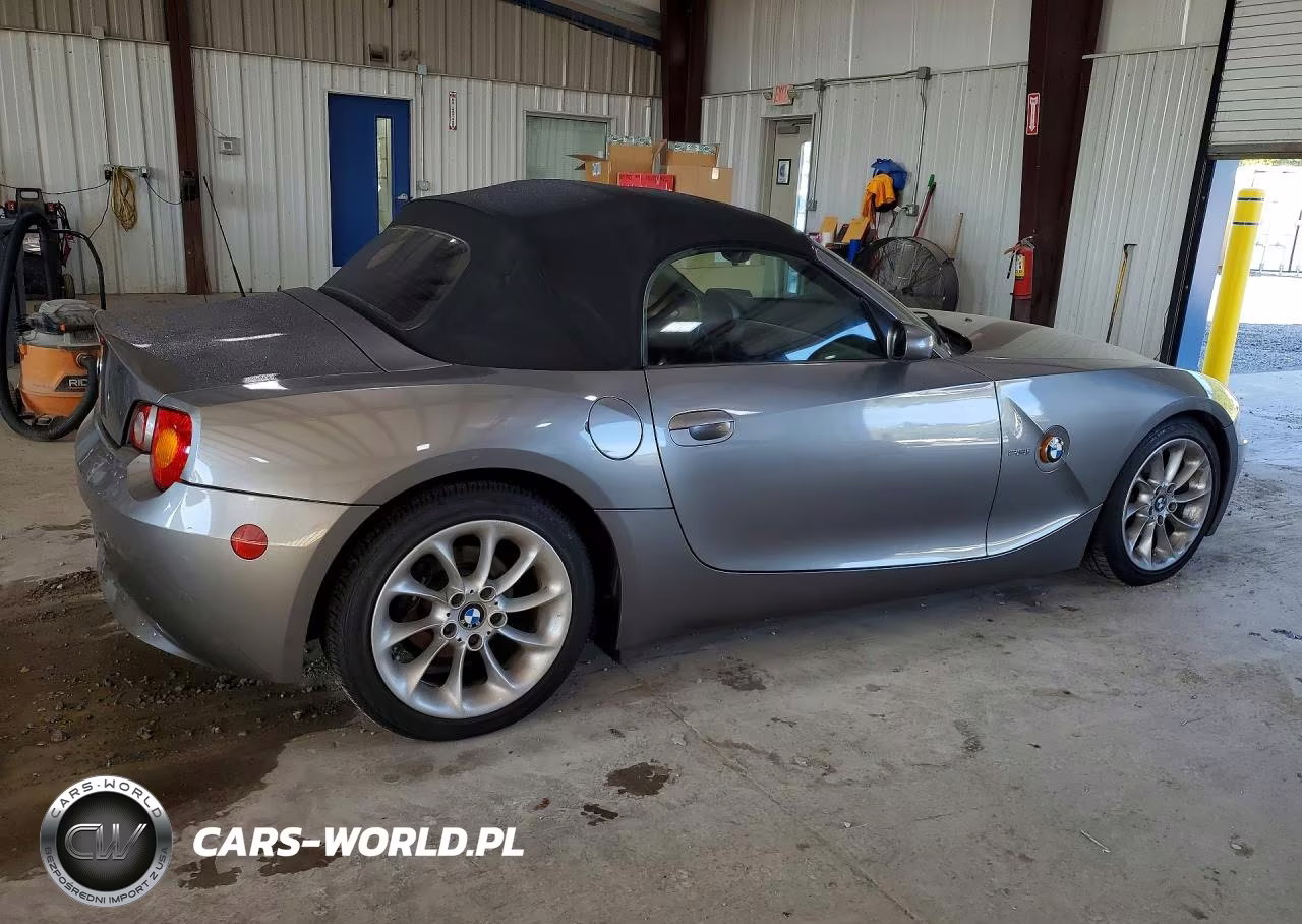 2003 BMW Z4 2.5 VIN:4USBT33403LS42185 - 3