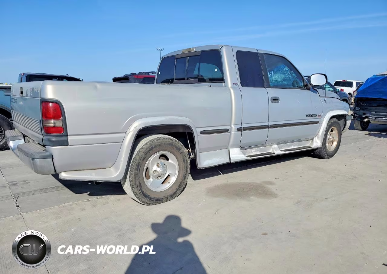 1999 Dodge Ram 1500 VIN:1B7HC13Y8XJ540377 - 3