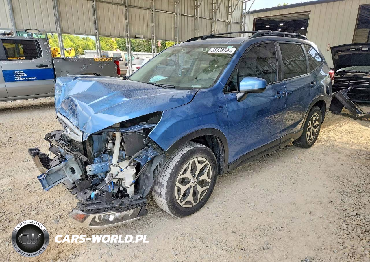2020 Subaru Forester Premium – zdjęcie 1 z 13