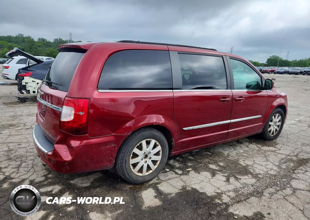 2011 Chrysler Town & Country Touring L VIN:2A4RR8DG9BR617712 - 3