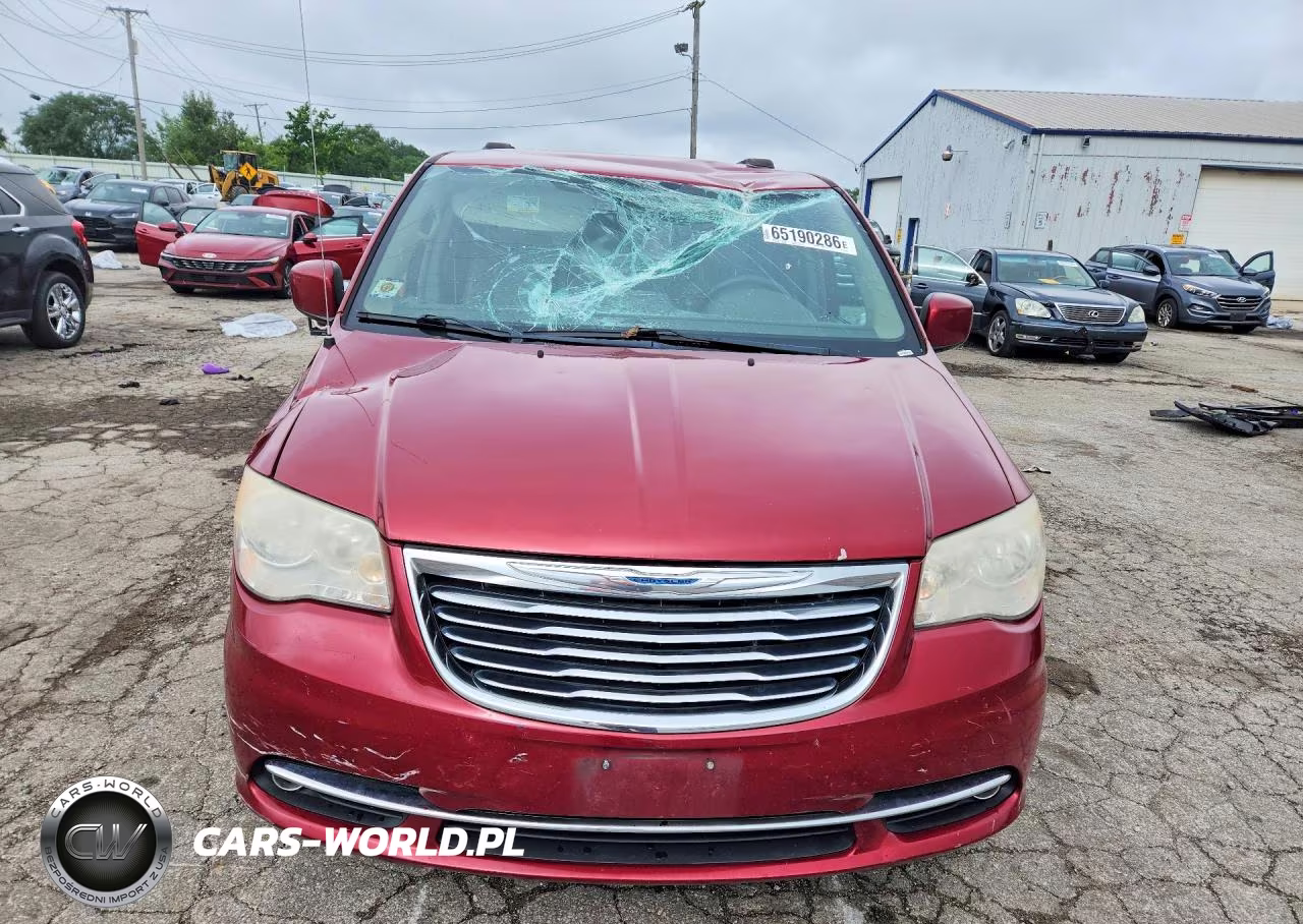 2011 Chrysler Town & Country Touring L VIN:2A4RR8DG9BR617712 - 5