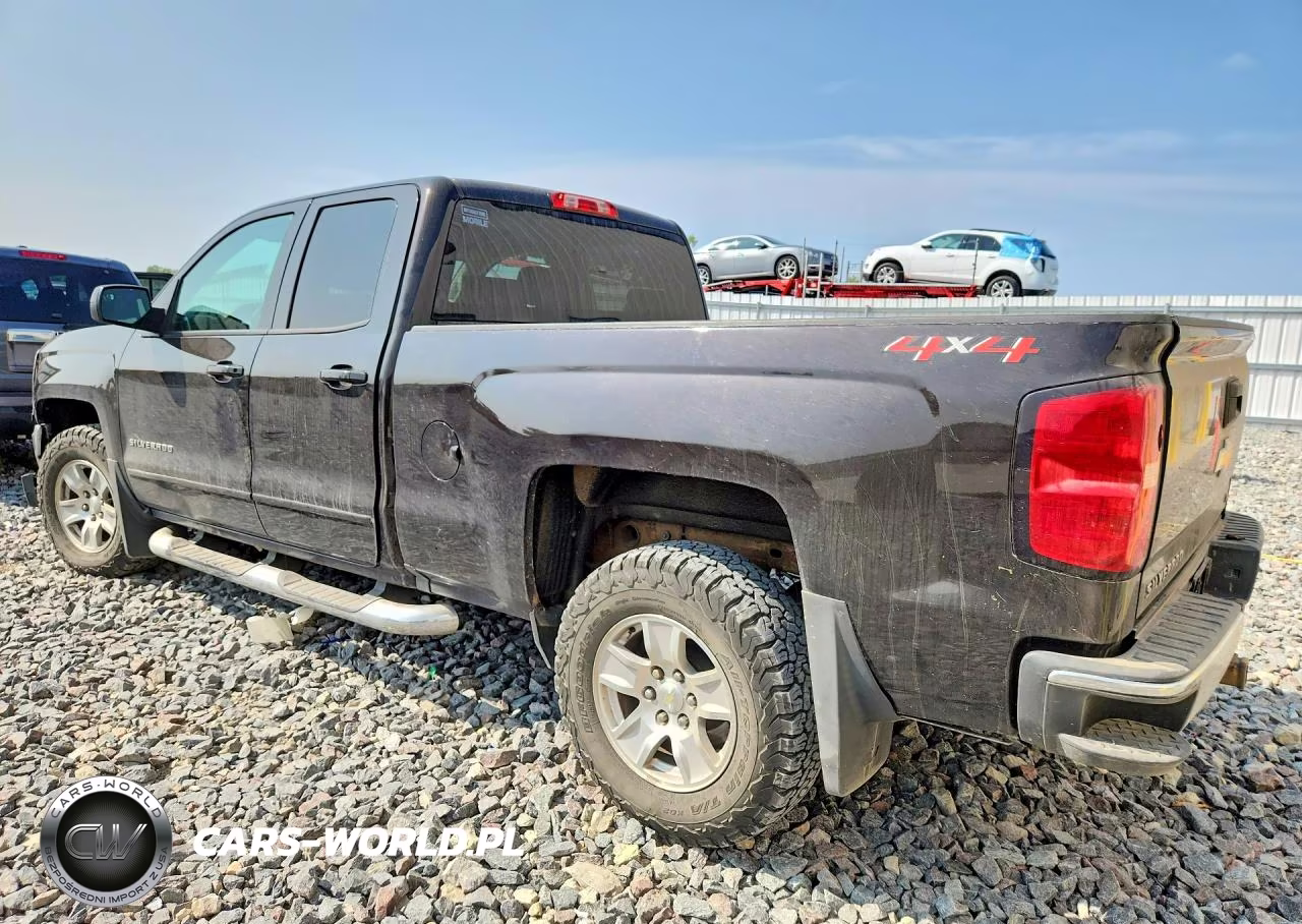 2018 Chevrolet Silverado K1500 Lt VIN:1GCVKREH3JZ218613 - 2