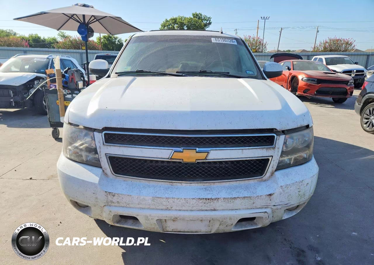 2013 Chevrolet Tahoe C1500 Lt VIN:1GNSCBE0XDR323601 - 5