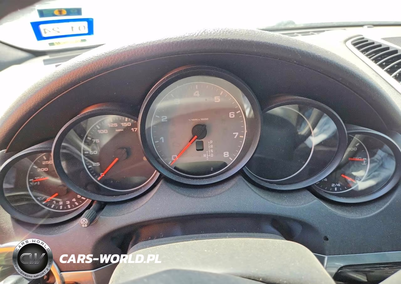 2011 Porsche Cayenne S VIN:WP1AB2A26BLA43994 - 9