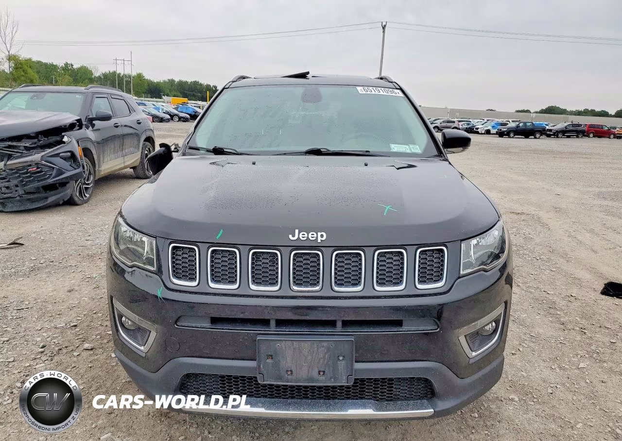 2018 Jeep Compass Limited VIN:3C4NJDCBXJT100361 - 5