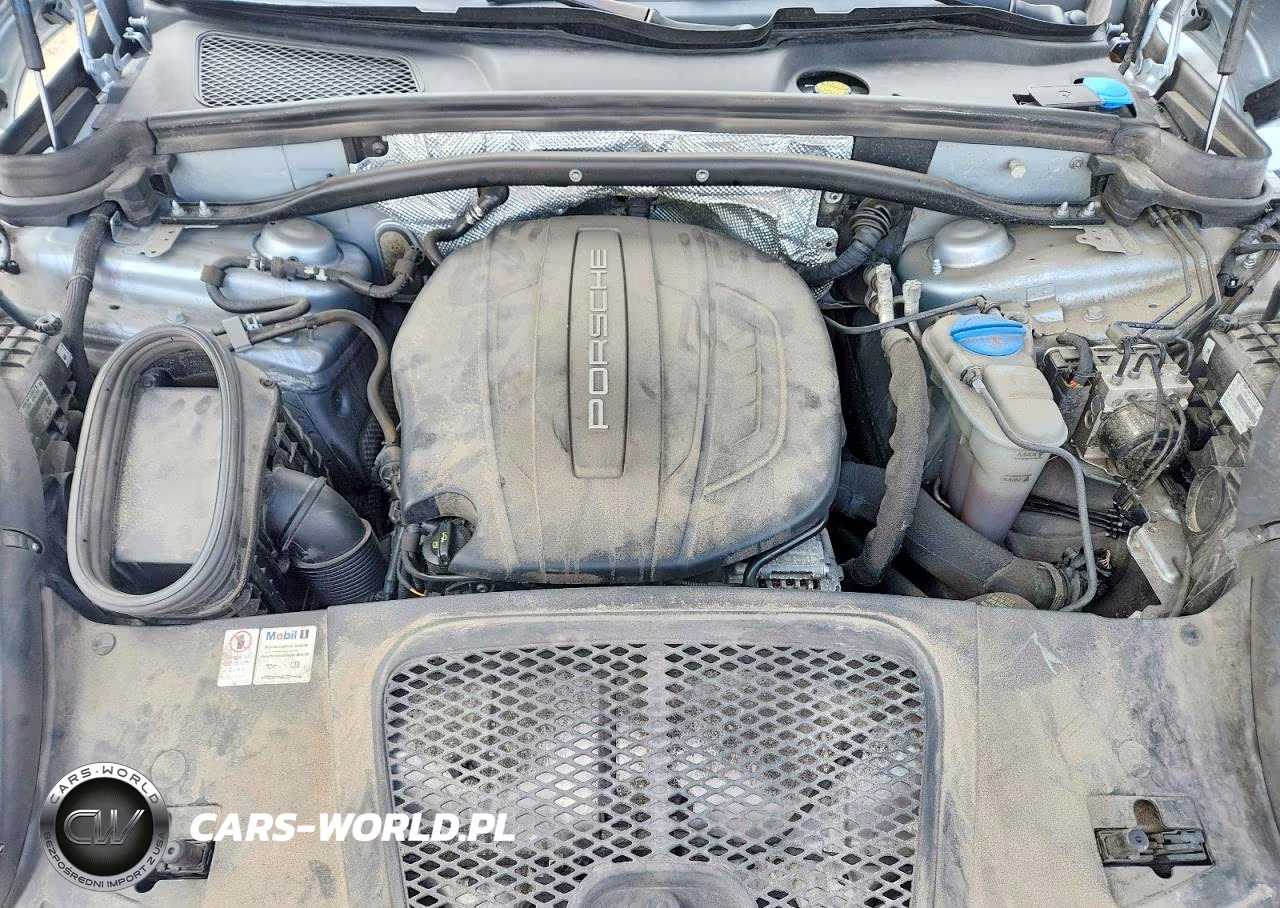 2018 Porsche Macan VIN:WP1AA2A51JLB01702 - 12
