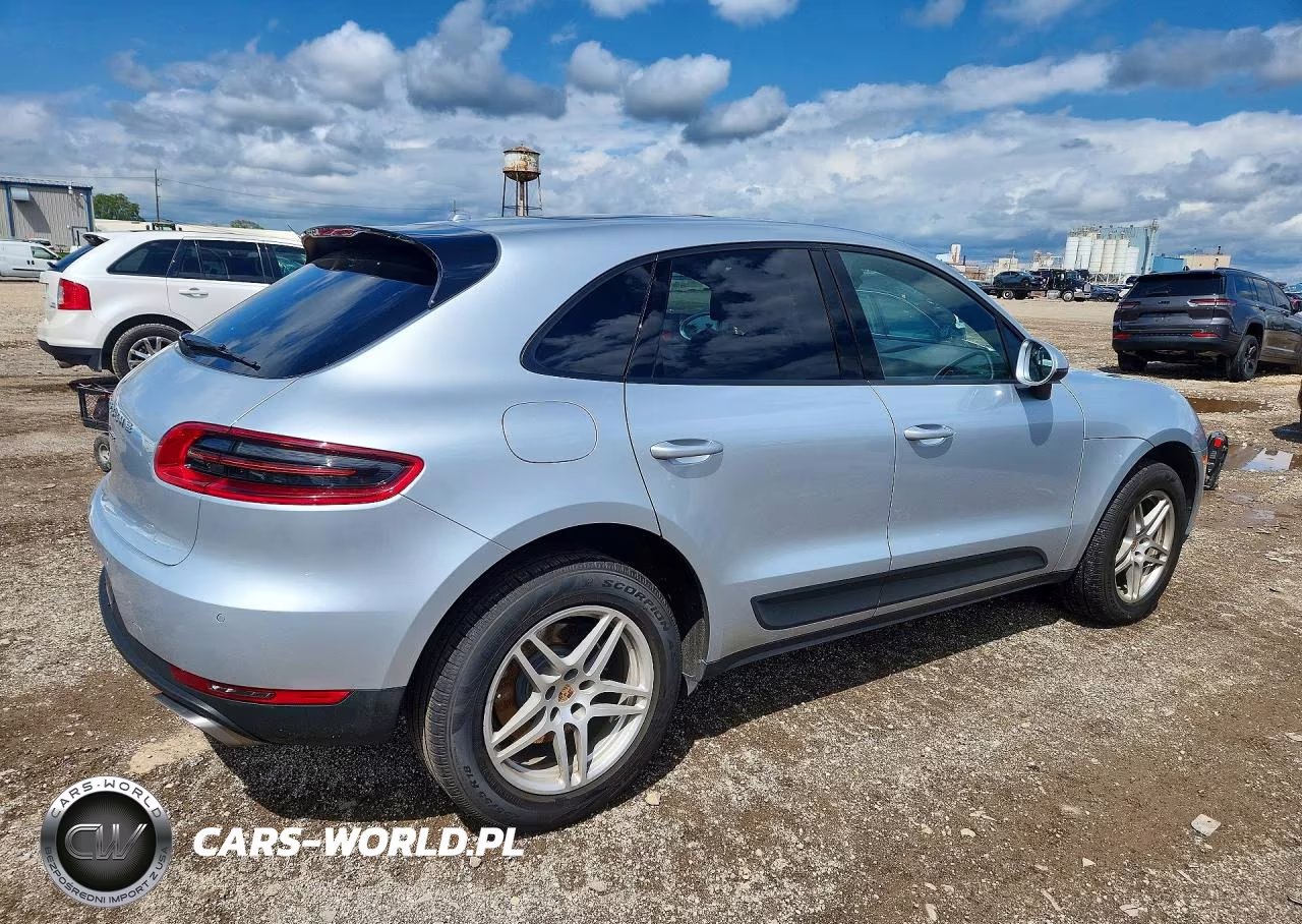 2018 Porsche Macan VIN:WP1AA2A51JLB01702 - 3