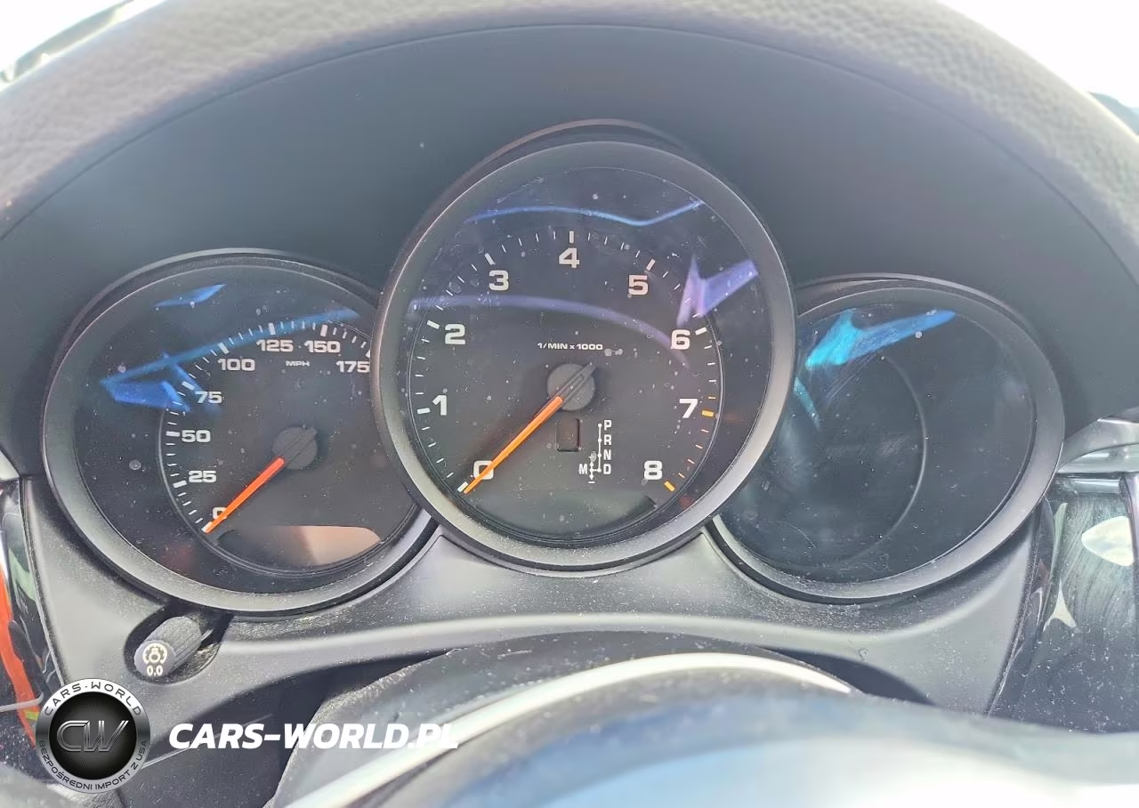 2018 Porsche Macan VIN:WP1AA2A51JLB01702 - 9