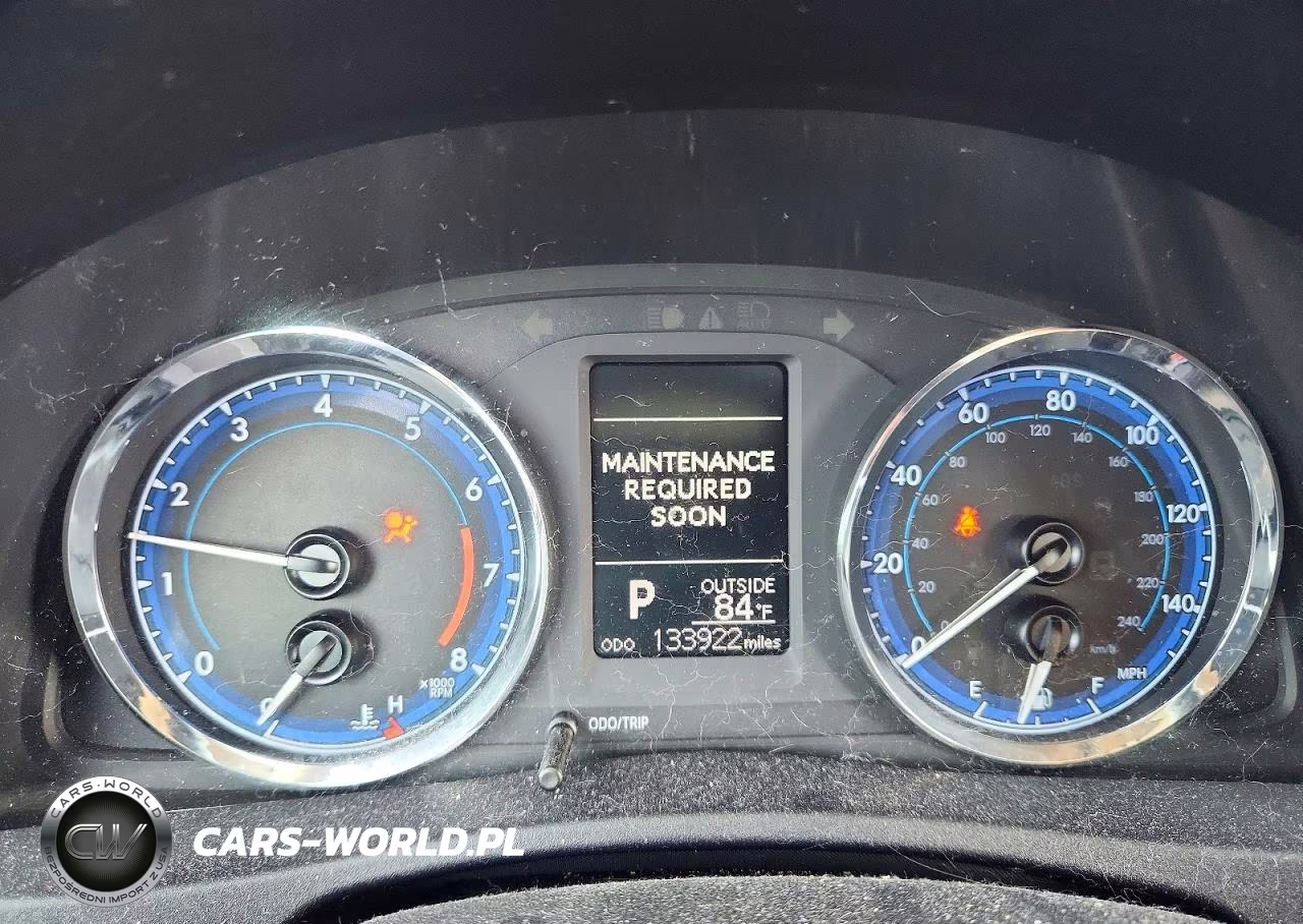 2018 Toyota Corolla Le VIN:2T1BURHE2JC064016 - 9