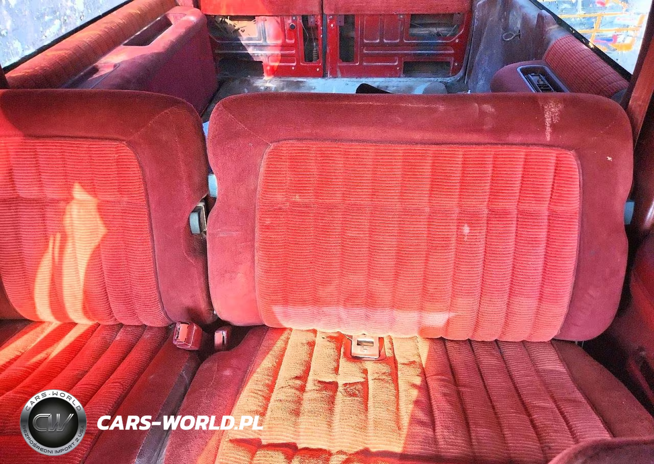 1994 GMC Suburban K1500 VIN:1GKFK16K0RJ727671 - 10