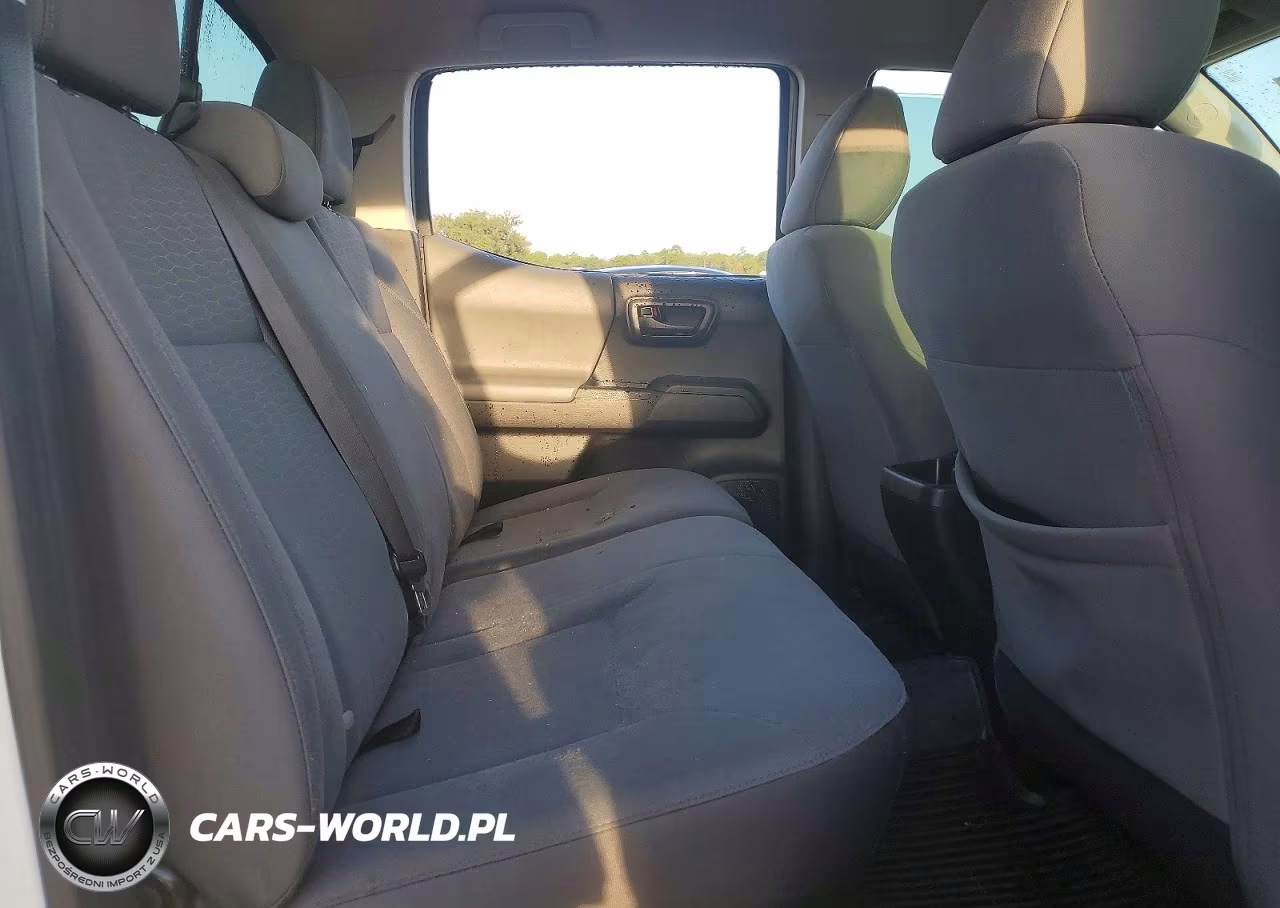 2018 Toyota Tacoma Sr VIN:5TFAX5GN0JX130559 - 10