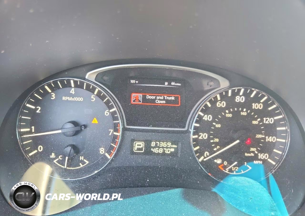 2015 Nissan Altima 2.5 S VIN:1N4AL3AP4FN879495 - 9