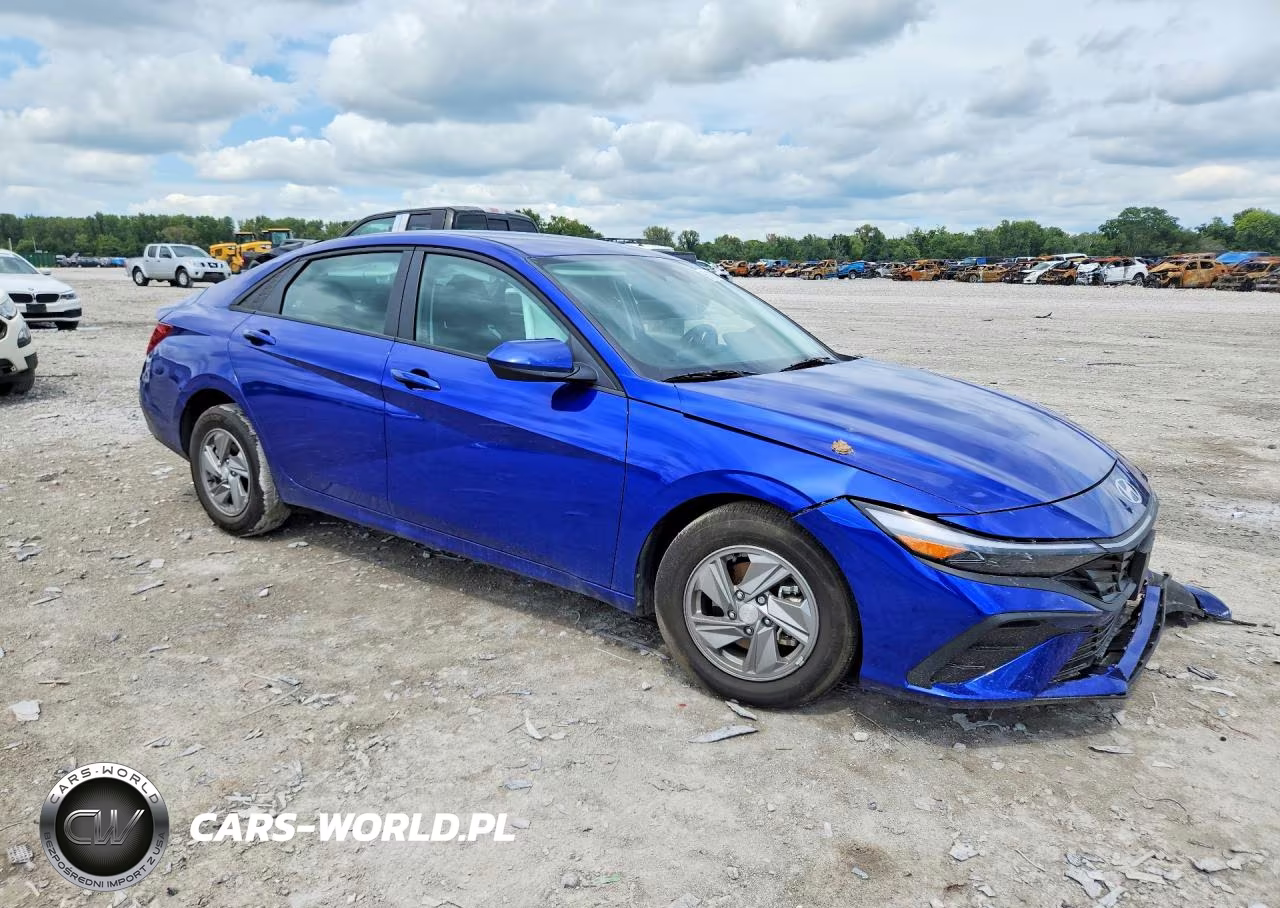 2025 Hyundai Elantra Se VIN:KMHLL4DGXSU030794 - 4