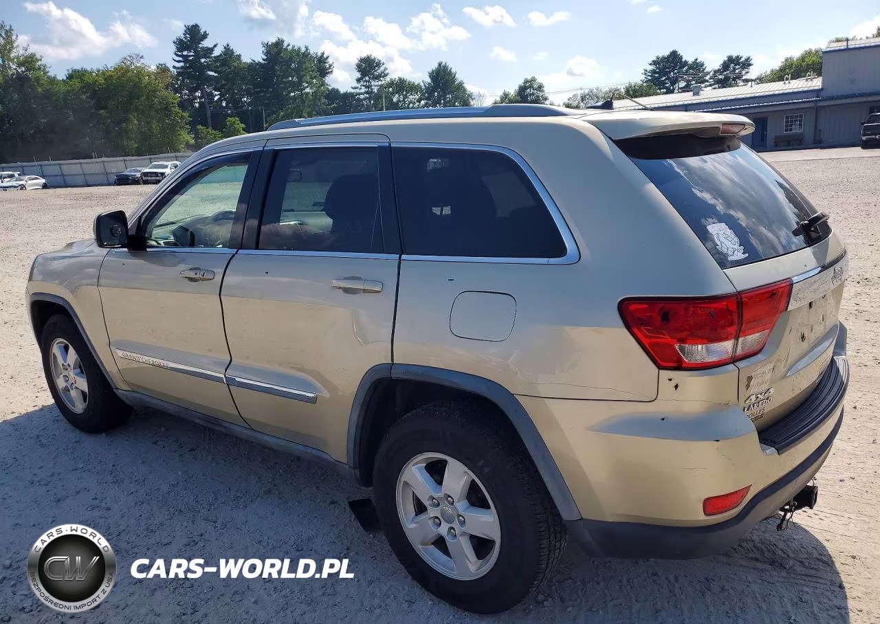 2011 Jeep Grand Cherokee Laredo VIN:1J4RR4GG6BC571818 - 2