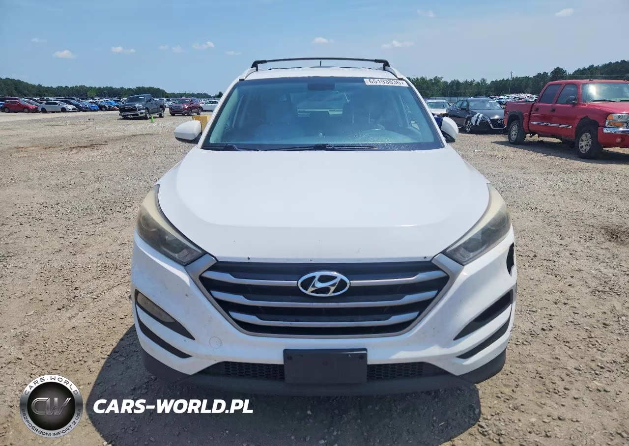 2017 Hyundai Tucson Se VIN:KM8J3CA47HU262189 - 5