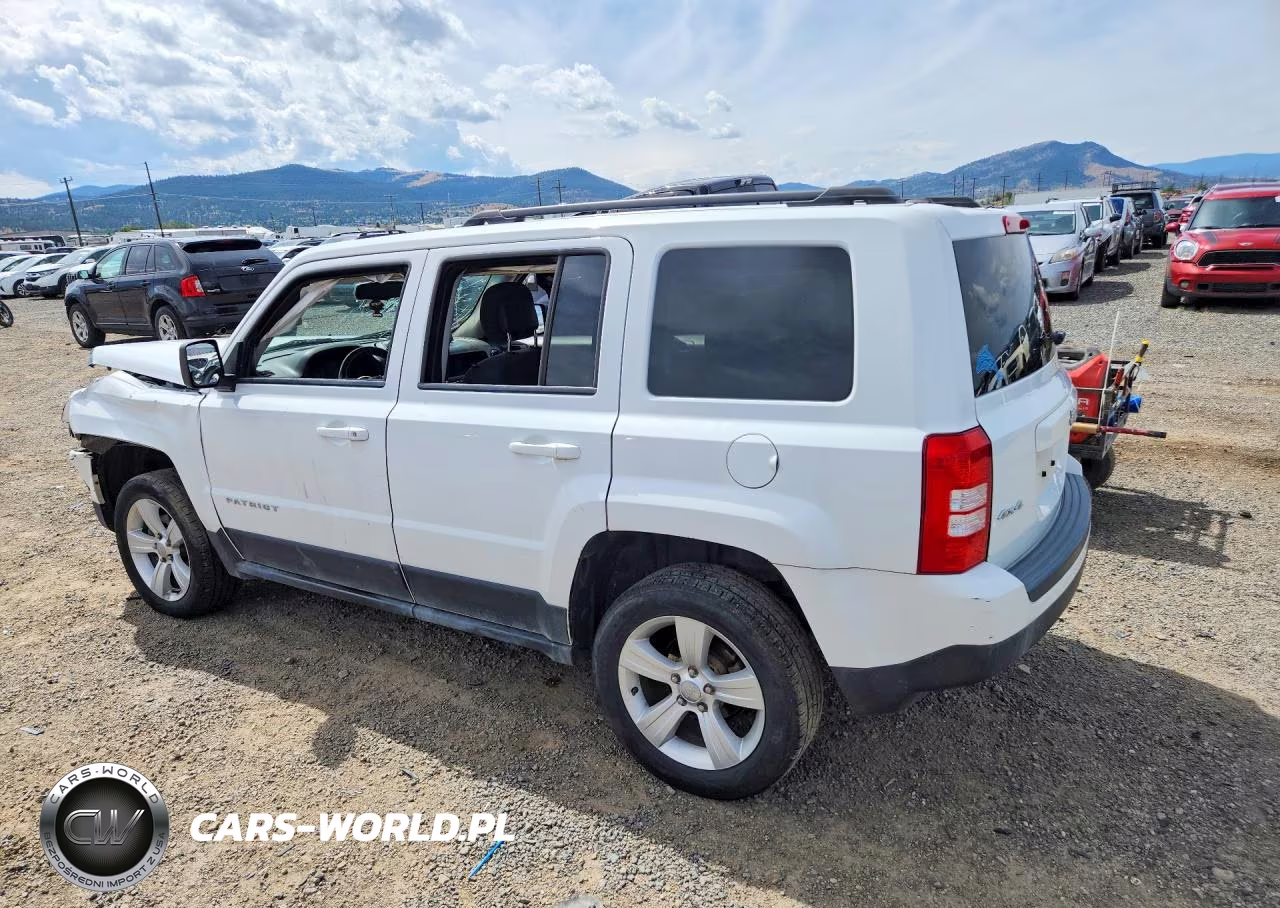 2016 Jeep Patriot Latitude VIN:1C4NJRFB3GD630906 - 2