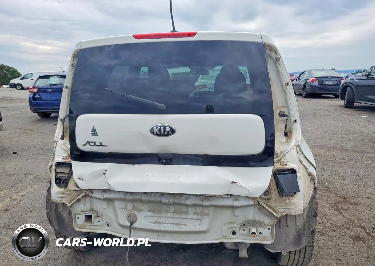 2018 Kia Soul + VIN:KNDJP3A58J7553256 - 6