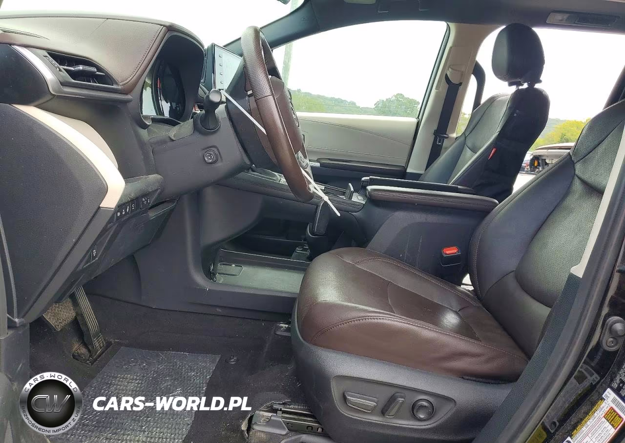 2023 Toyota Sienna Platinum 7-Passenger VIN:5TDESKFC4PS096963 - 7