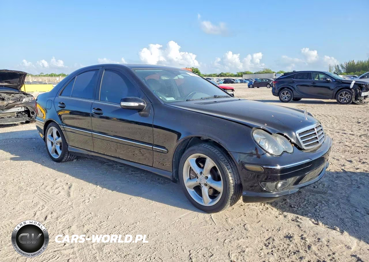 2005 Mercedes-Benz C 230K Sport Sedan VIN:WDBRF40J05F654828 - 4