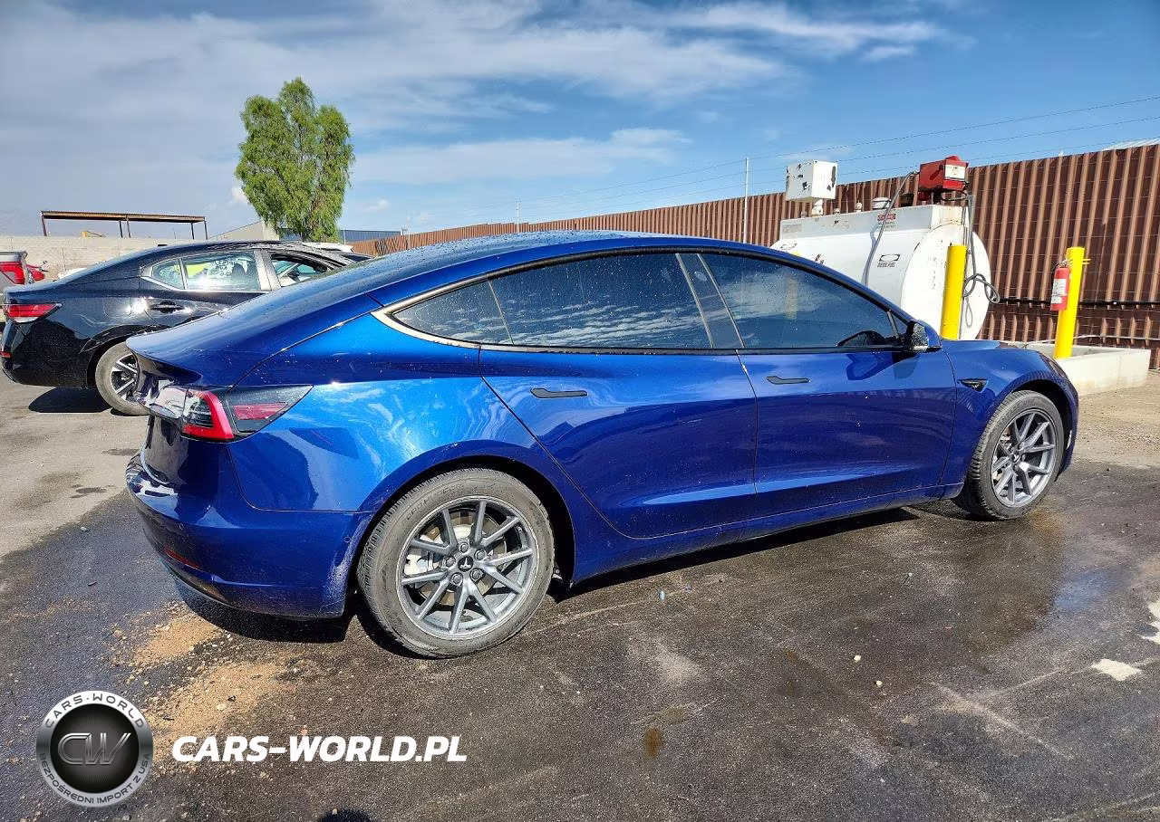 2022 Tesla Model 3 VIN:5YJ3E1EA9NF370457 - 3