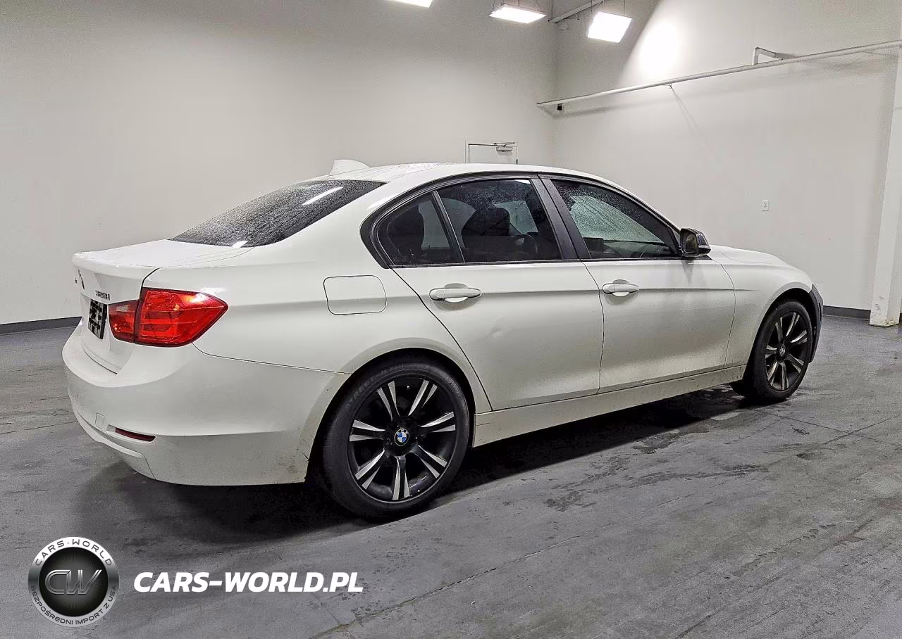 2013 BMW 328 Xi VIN:WBA3B3C55DJ698277 - 3