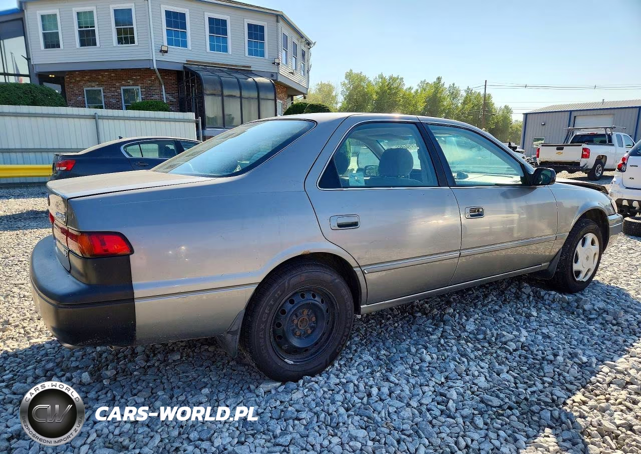 1998 Toyota Camry Le V6 VIN:4T1BF22K4WU074360 - 3