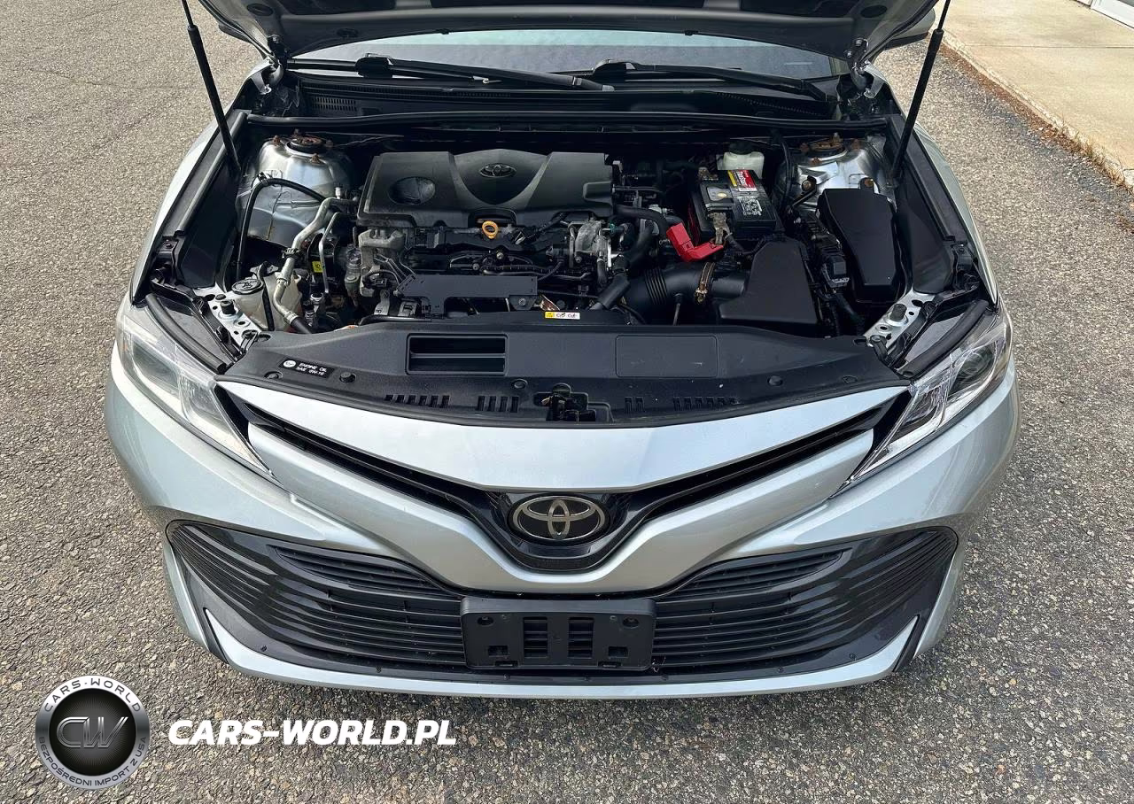 2018 Toyota Camry Le VIN:4T1B11HK5JU584516 - 7