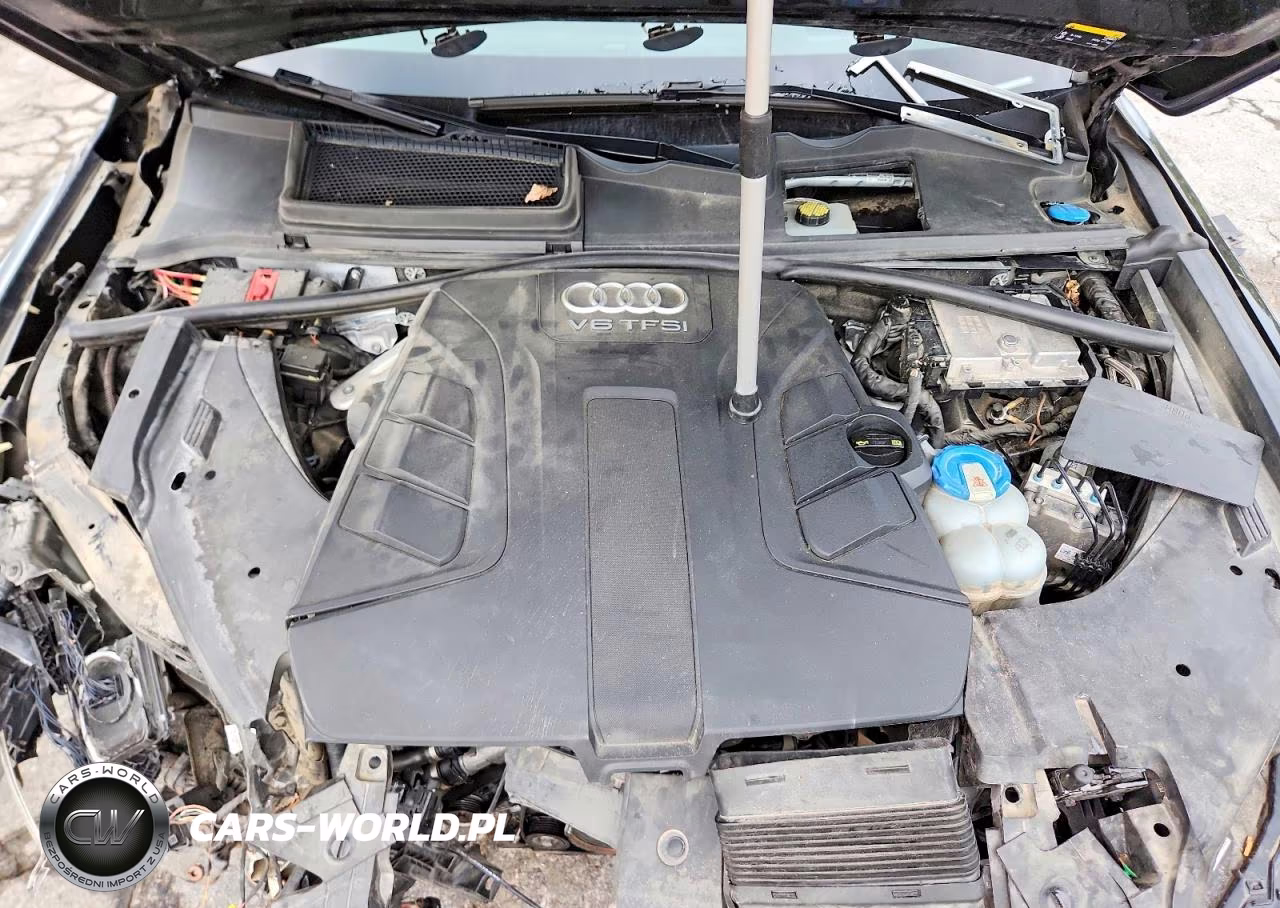 2017 Audi Q7 Prestige VIN:WA1VAAF74HD003740 - 12