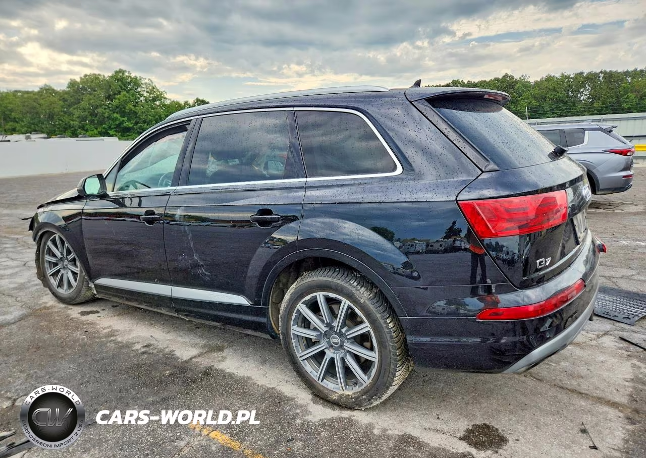 2017 Audi Q7 Prestige VIN:WA1VAAF74HD003740 - 2