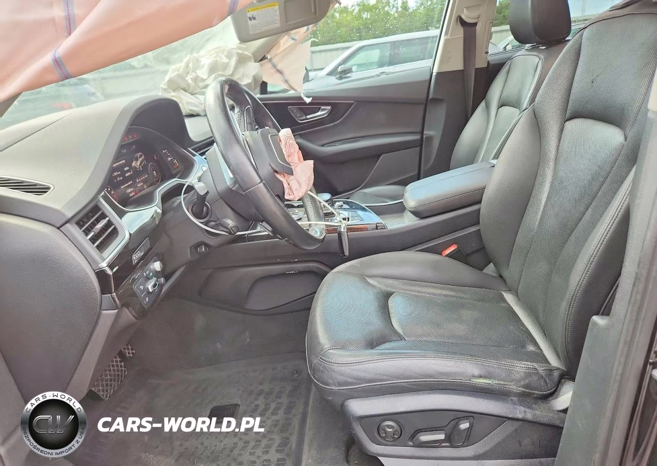 2017 Audi Q7 Prestige VIN:WA1VAAF74HD003740 - 7