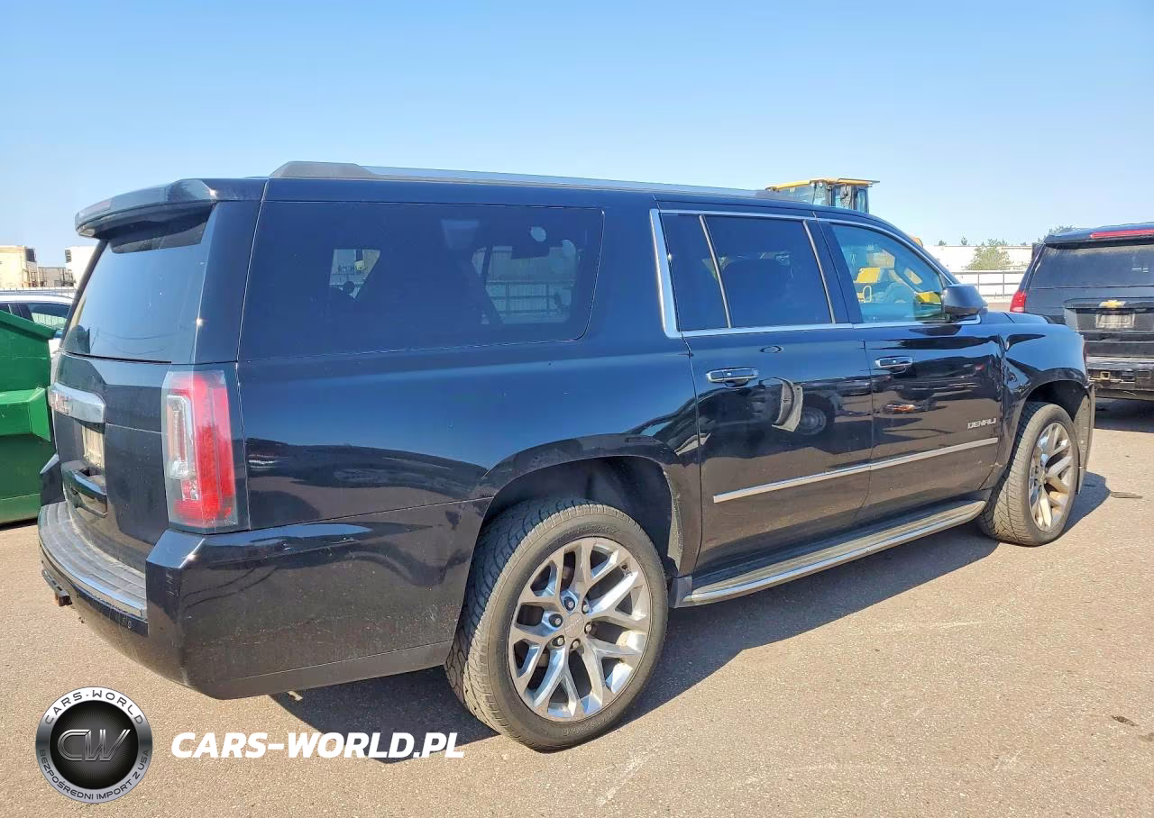 2017 GMC Yukon Xl Denali VIN:1GKS2HKJ1HR354953 - 3