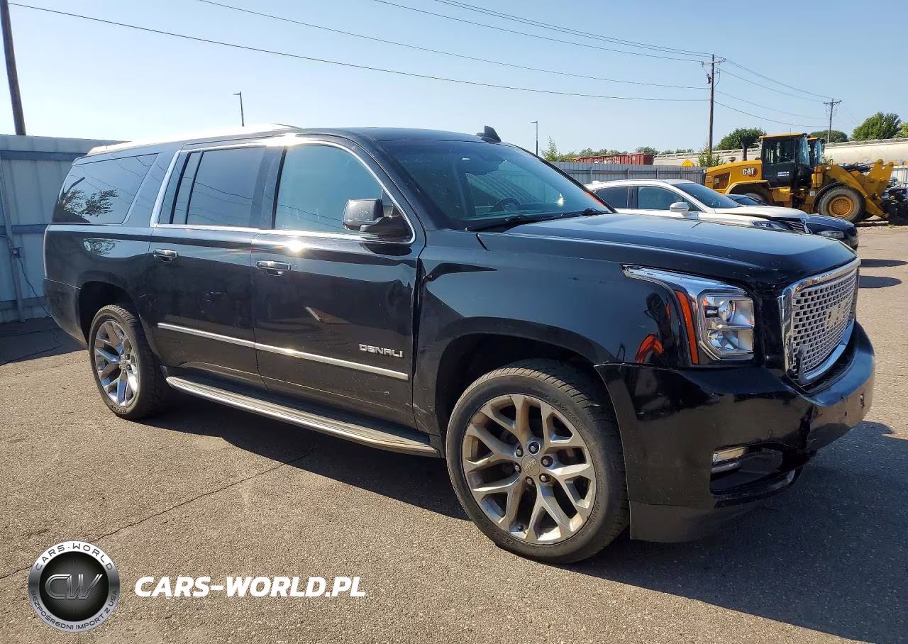 2017 GMC Yukon Xl Denali VIN:1GKS2HKJ1HR354953 - 4