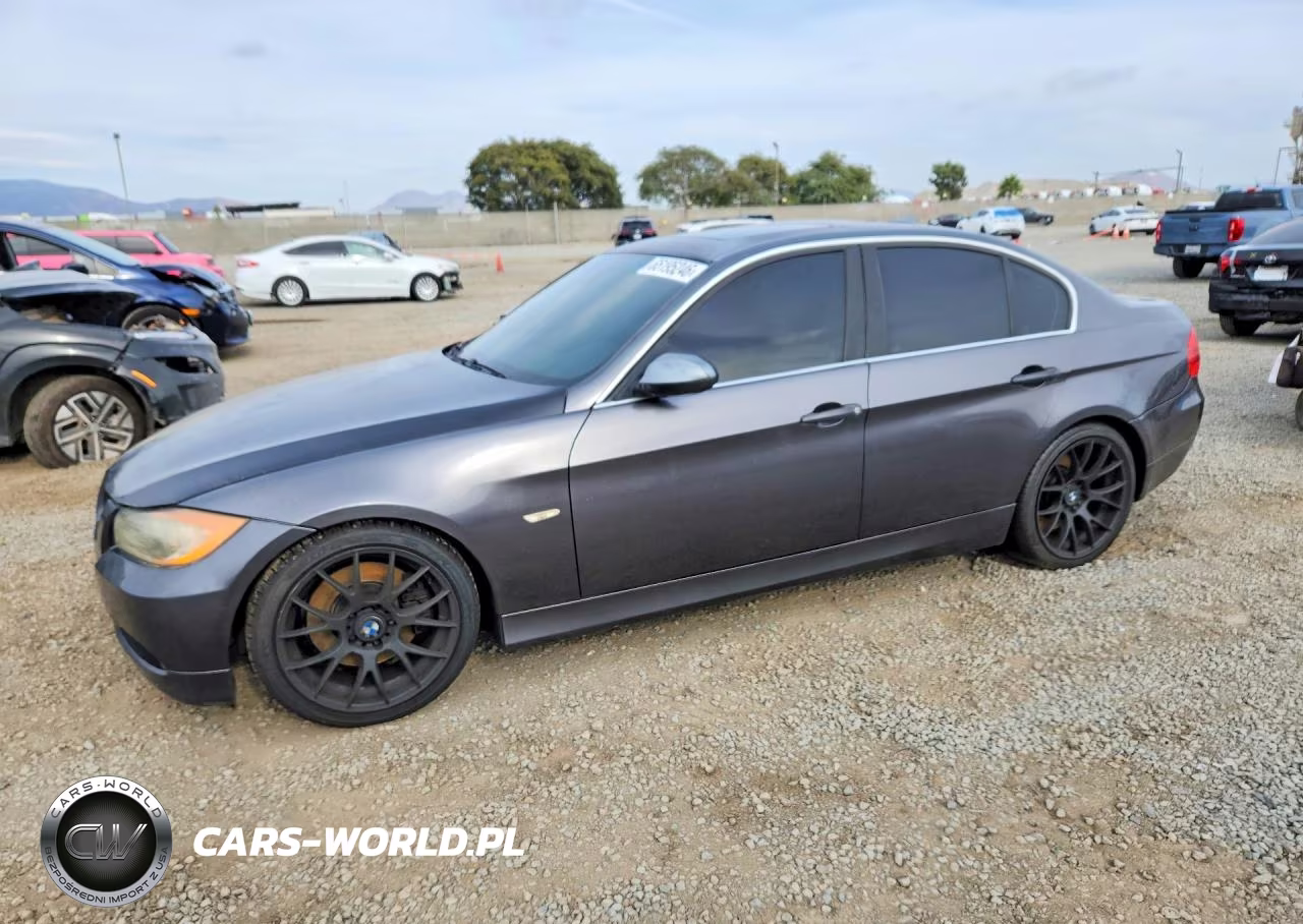 2006 BMW 330 I