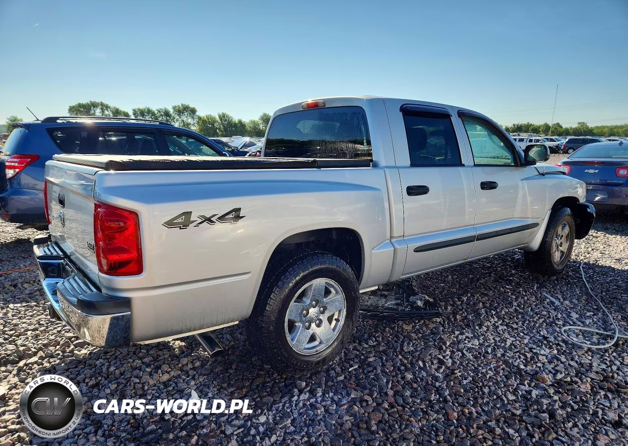 2005 Dodge Dakota Quad Slt VIN:1D7HW48N25S152176 - 3