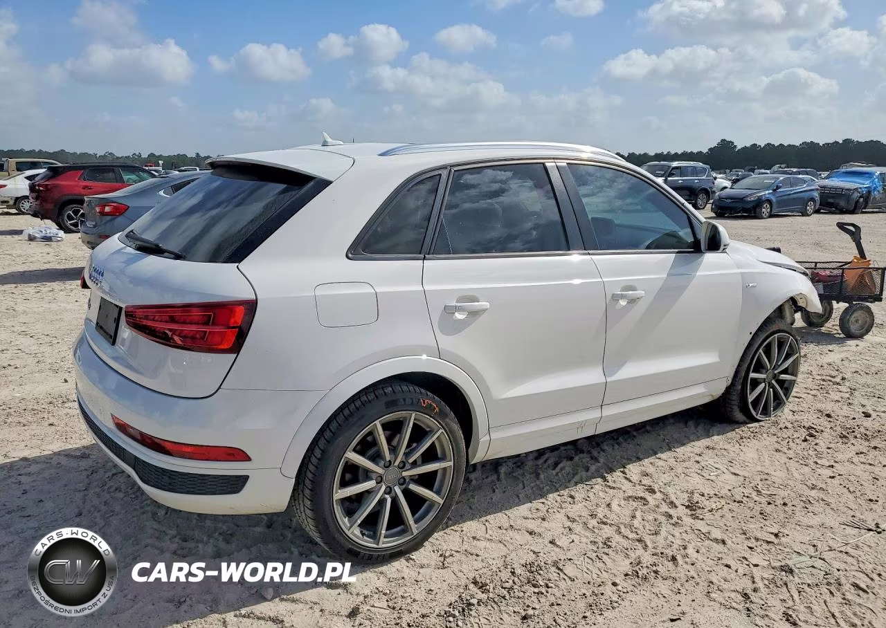 2018 Audi Q3 Premium VIN:WA1BCCFS0JR030973 - 3