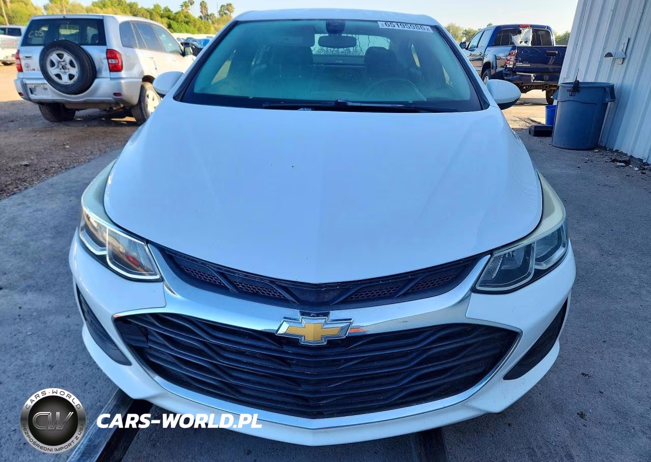 2019 Chevrolet Cruze VIN:1G1BJ5SM5K7104098 - 5