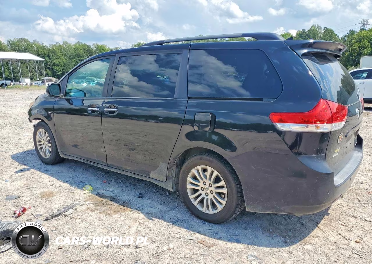 2011 Toyota Sienna Xle 8-Passenger VIN:5TDYK3DC4BS069597 - 2
