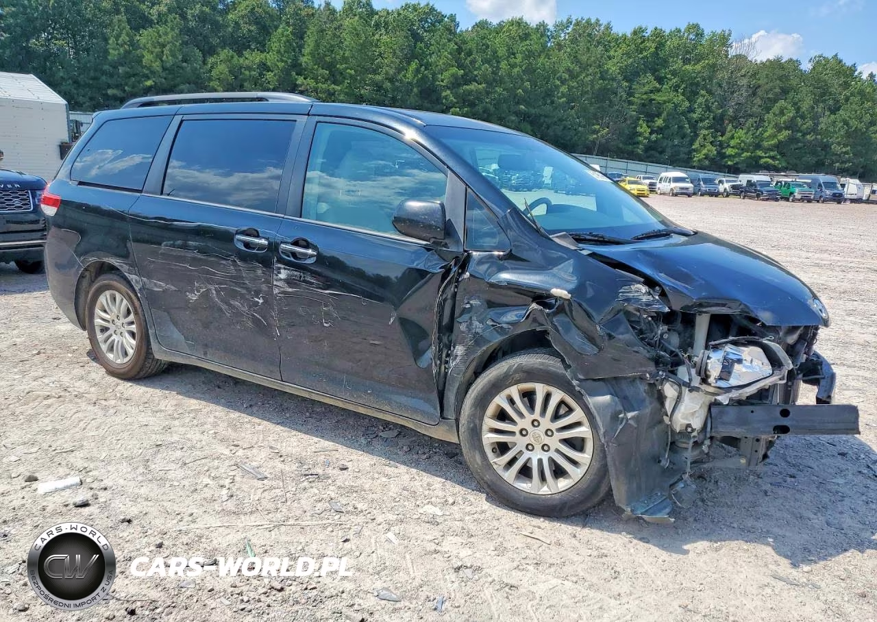 2011 Toyota Sienna Xle 8-Passenger VIN:5TDYK3DC4BS069597 - 4
