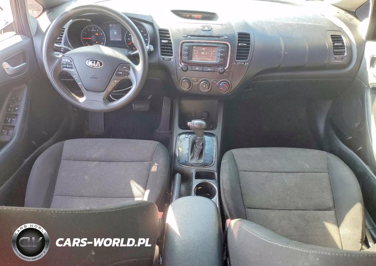 2018 Kia Forte Lx VIN:3KPFK4A77JE264039 - 8